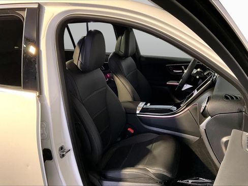 Certified 2026 Mercedes-Benz GLC 300 4MATIC image 8