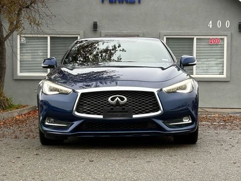 Used 2018 INFINITI Q60 Red Sport 400 w/ Sensory Package 3.0T Sport image 2
