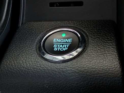 Certified 2020 Ford F250 Limited AWD/4WD image 32