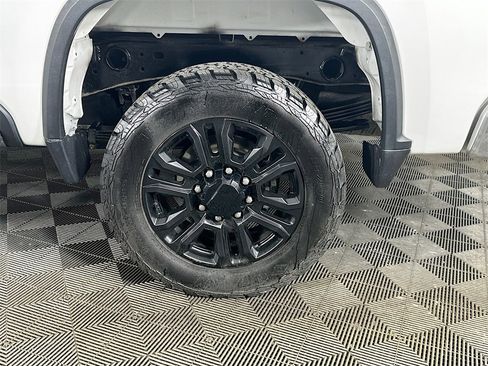 Used 2021 Chevrolet Silverado 2500 LT w/ Z71 Off-Road Package image 34