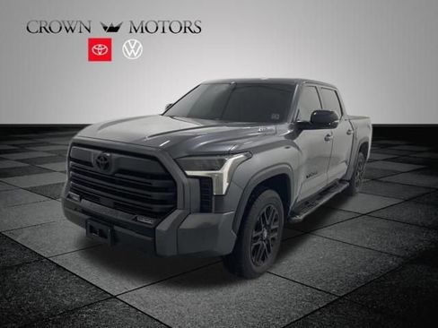 Used 2025 Toyota Tundra Limited w/ Nightshade Package image 3