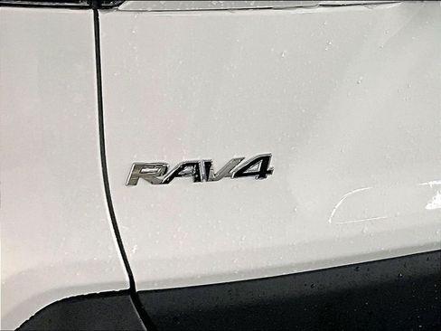 Certified 2025 Toyota RAV4 XLE AWD/4WD image 24