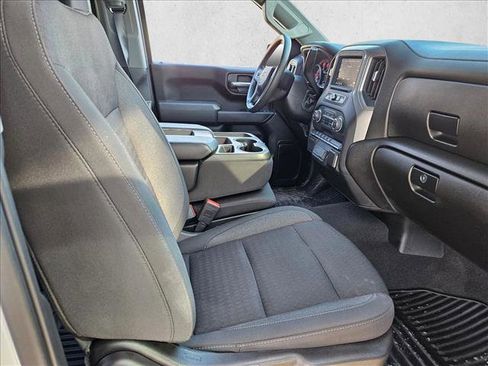 Used 2022 Chevrolet Silverado 1500 Custom image 21