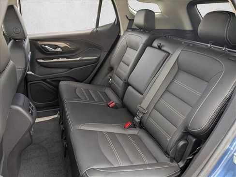 Used 2024 GMC Terrain Denali w/ Denali Premium Package AWD/4WD image 20