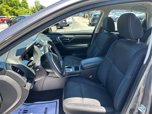 Used 2018 Nissan Altima 2.5 S FWD image 9