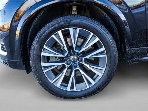 Used 2022 Volvo XC90 T8 Inscription Expression w/ Climate Package image 9