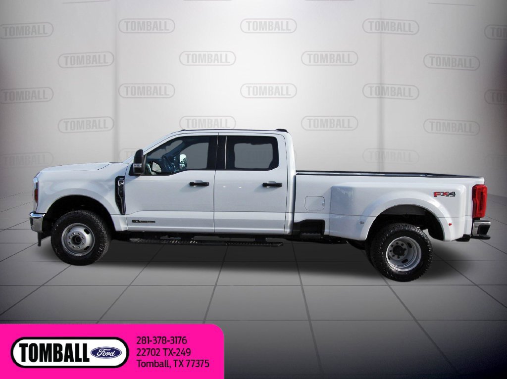 Certified 2025 Ford F350 XLT w/ FX4 Off-Road Package AWD/4WD image 5