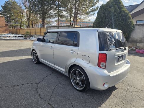 Used 2012 Scion xB image 5