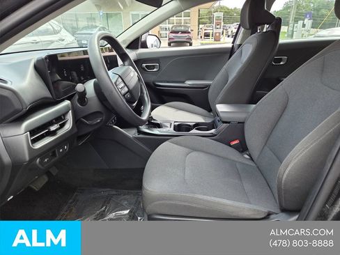 Used 2025 Kia K4 FWD image 3