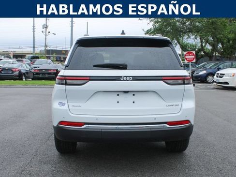 Used 2025 Jeep Grand Cherokee Limited AWD/4WD image 4