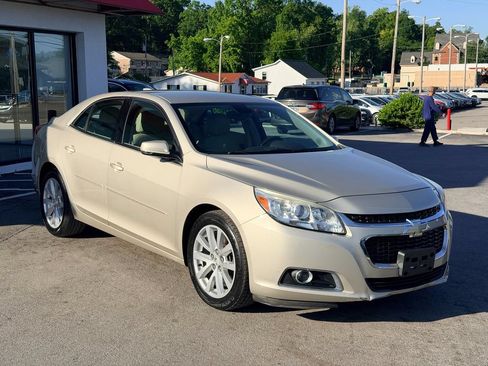 Used 2015 Chevrolet Malibu LT FWD image 8