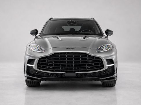 Used 2023 Aston Martin DBX 707 AWD/4WD image 2
