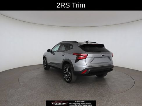 Used 2025 Chevrolet Trax RS w/ Driver Confidence Package FWD image 12