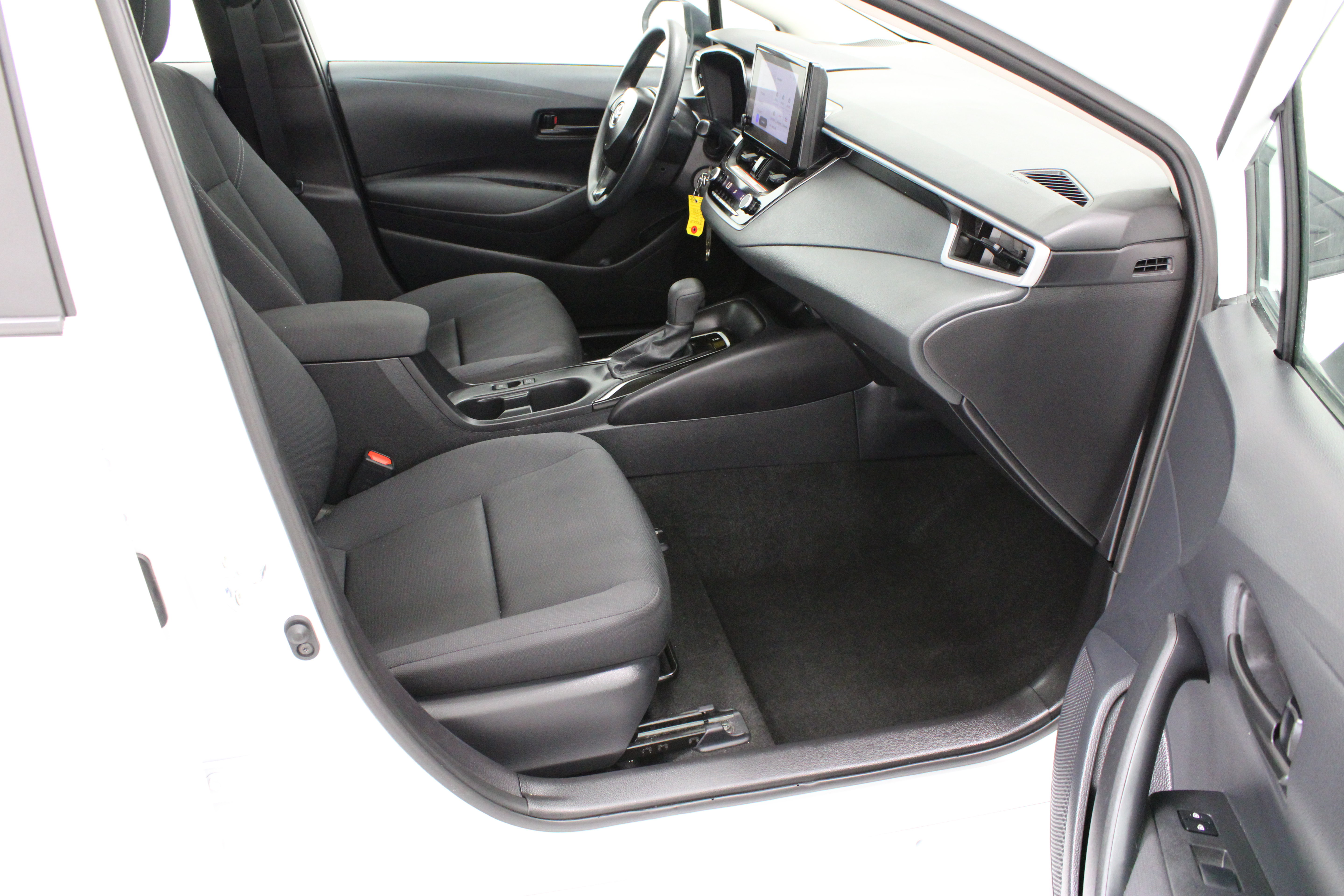 Certified 2026 Toyota Corolla LE FWD image 34