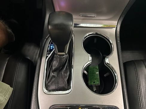 Used 2018 Jeep Grand Cherokee Limited AWD/4WD image 20
