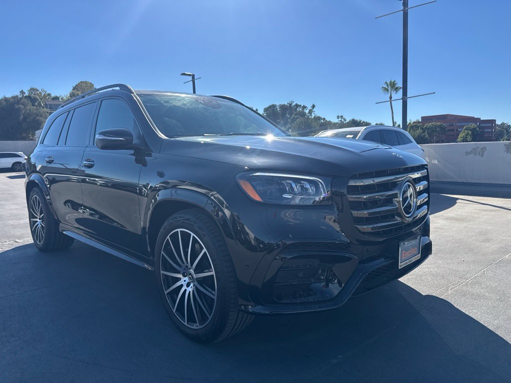 Used 2026 Mercedes-Benz GLS 450 4MATIC image 3