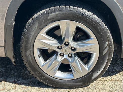 Used 2015 Toyota Highlander Limited Platinum AWD/4WD image 10