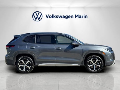 New 2026 Volkswagen Tiguan SE image 6
