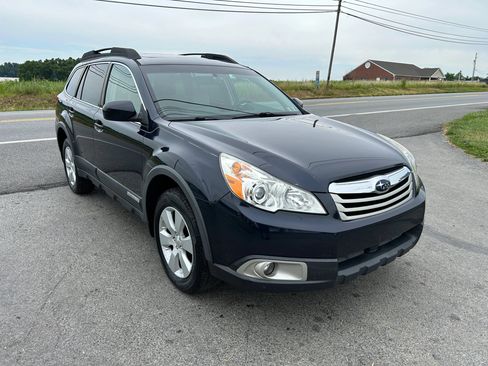 Used 2012 Subaru Outback 2.5i Premium AWD/4WD image 3