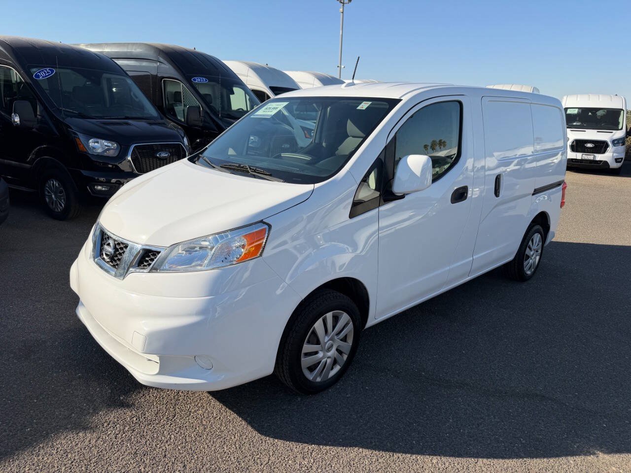 Used 2020 Nissan NV200 SV FWD image 4