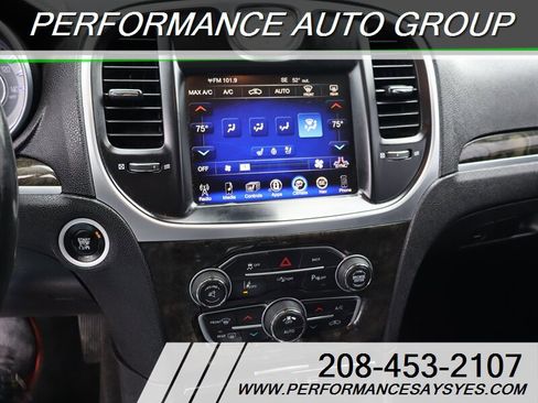 Used 2015 Chrysler 300 C w/ Light Group image 24