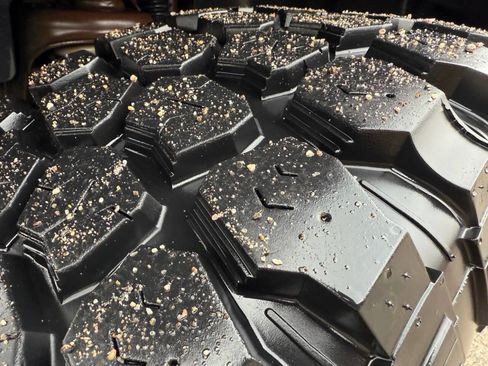 Used 2015 Jeep Wrangler Unlimited Sahara w/ Connectivity Group image 10