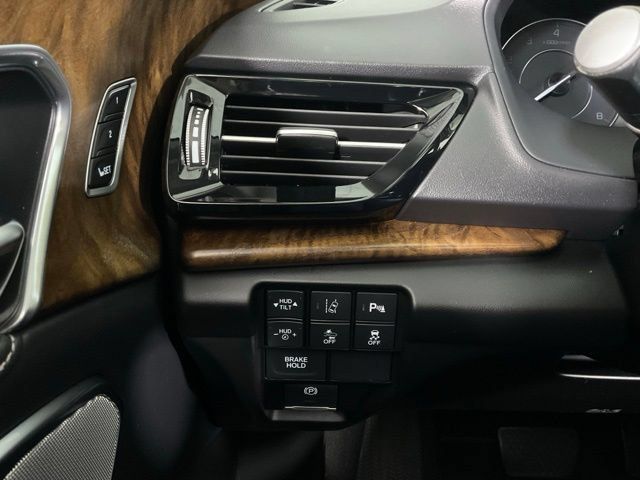 Used 2019 Acura RDX w/ Advance Package AWD/4WD image 25
