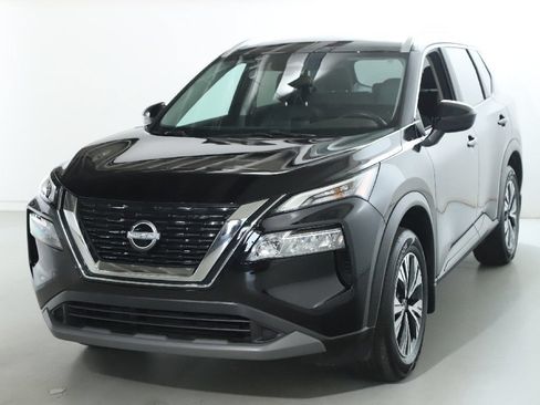 Certified 2023 Nissan Rogue SV w/ SV Premium B Package AWD/4WD image 4