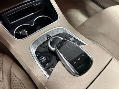 Used 2018 Mercedes-Benz S 450 Sedan image 31