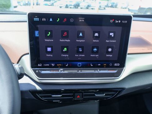 New 2026 Volkswagen ID.4 Pro RWD image 17