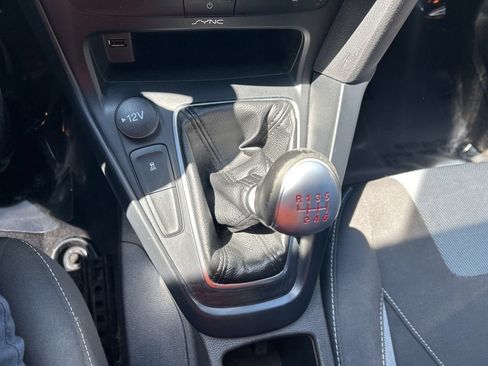 Used 2018 Ford Focus ST FWD image 30