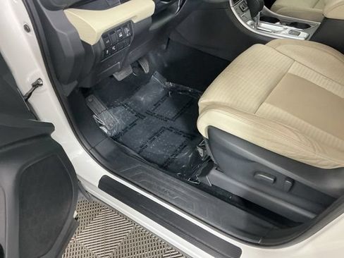 Used 2019 Subaru Ascent Premium AWD/4WD image 15