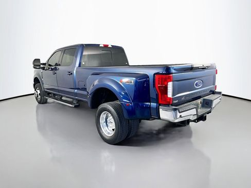 Used 2019 Ford F350 Lariat w/ Lariat Ultimate Package AWD/4WD image 5