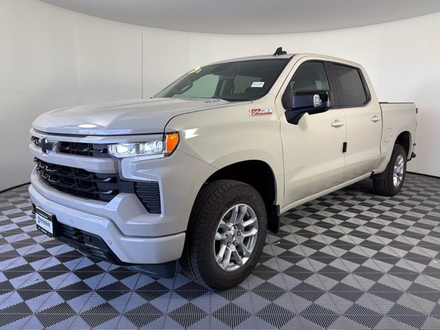 New 2026 Chevrolet Silverado 1500 RST AWD/4WD image 2