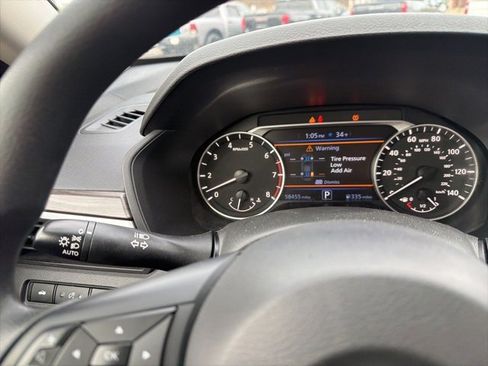 Used 2024 Nissan Altima 2.5 SV image 42