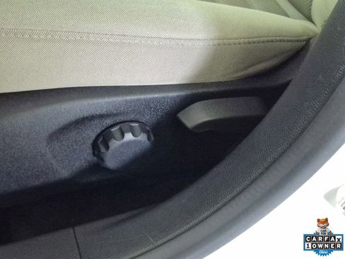 Used 2017 Ford Fusion S image 15