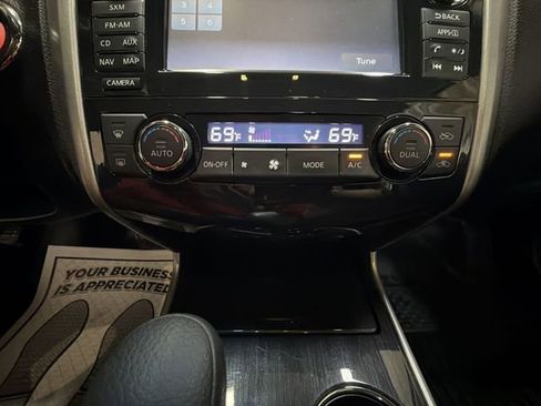 Used 2014 Nissan Altima 2.5 SV w/ Convenience Package FWD image 19