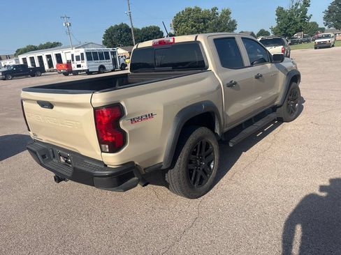 Used 2023 Chevrolet Colorado Trail Boss AWD/4WD image 8