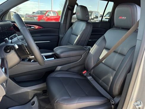 Used 2026 Chevrolet Traverse Z71 w/ Enhanced Driving Package AWD/4WD image 23