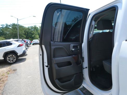 Used 2019 GMC Sierra 1500 SLE w/ SLE Value Package RWD image 26