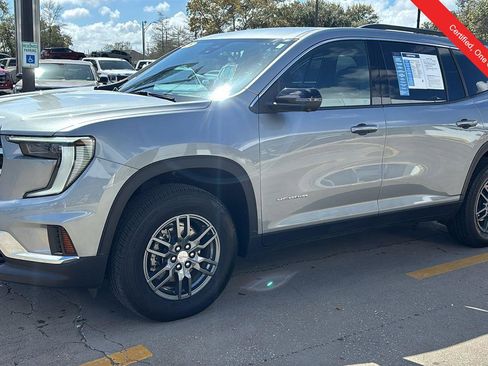 Certified 2025 GMC Acadia Elevation image 3