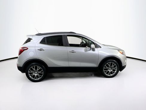 Used 2018 Buick Encore Sport Touring FWD image 4