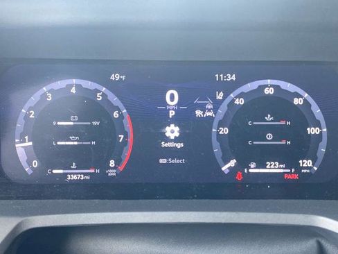 Used 2024 Toyota Tacoma TRD Off-Road image 38