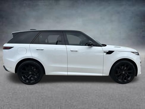 Used 2024 Land Rover Range Rover Sport Dynamic SE AWD/4WD image 7