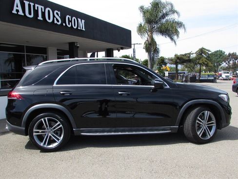 Used 2020 Mercedes-Benz GLE 450 4MATIC w/ MBUX Technology Package image 9