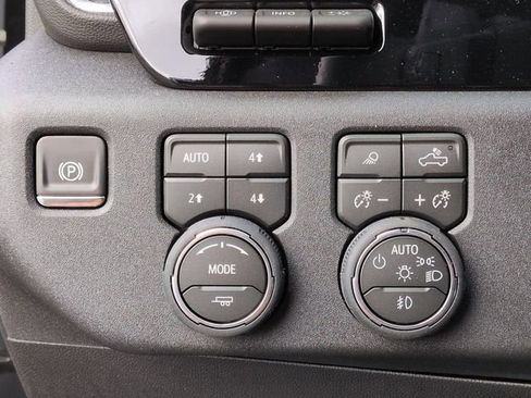 New 2026 Chevrolet Silverado 1500 High Country w/ High Country Premium Package image 16