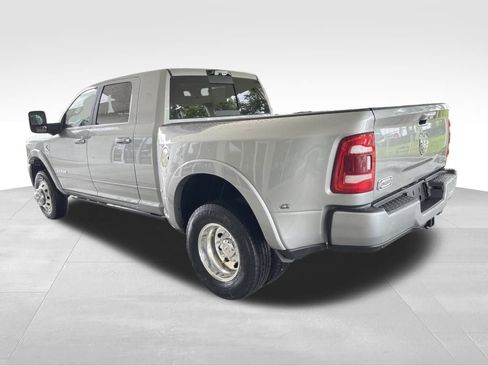 New 2023 RAM 3500 Limited image 4