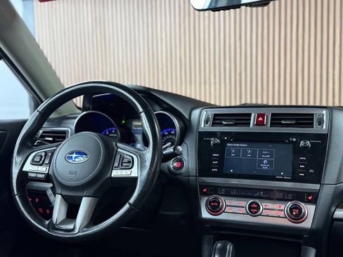 Used 2017 Subaru Legacy 2.5i Limited AWD/4WD image 8