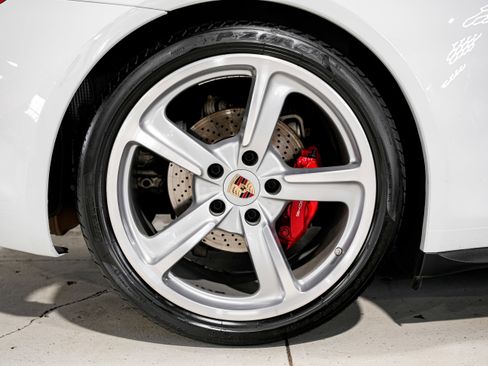 Used 2015 Porsche 911 Targa 4S image 45