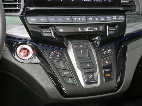 Certified 2025 Honda Odyssey Elite image 11